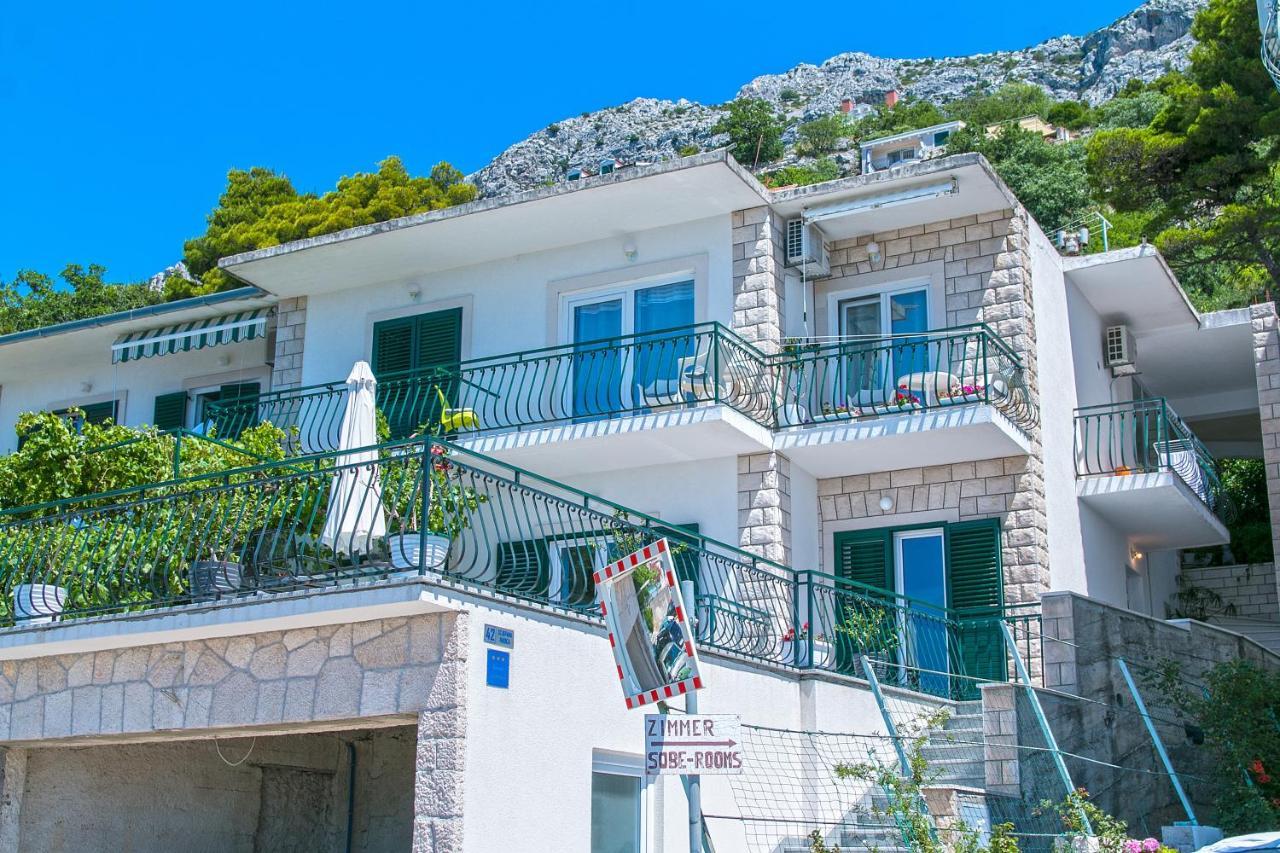 Apartments With A Parking Space Brela, Makarska - 16603 Exterior photo