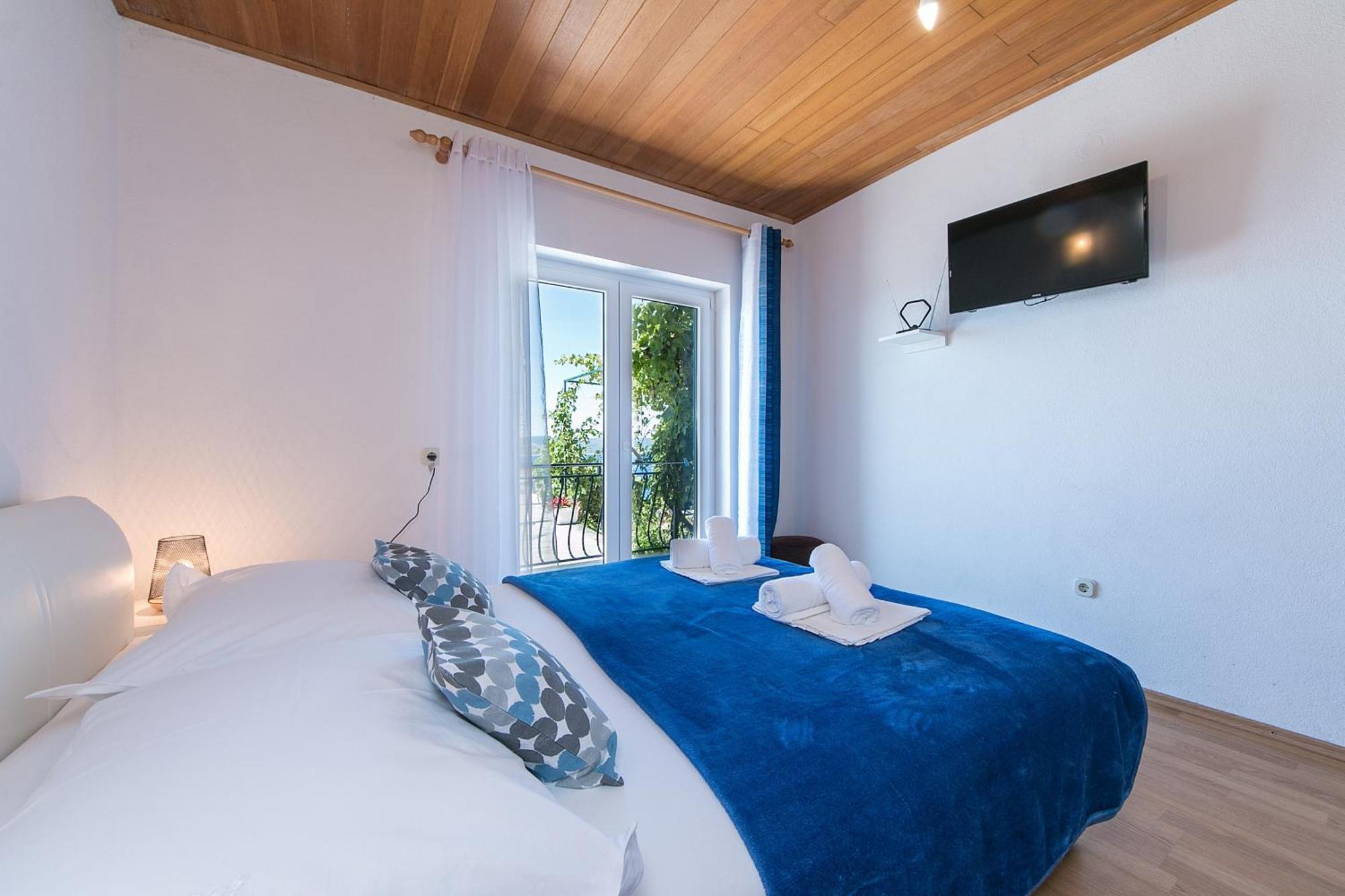 Apartments With A Parking Space Brela, Makarska - 16603 Room photo
