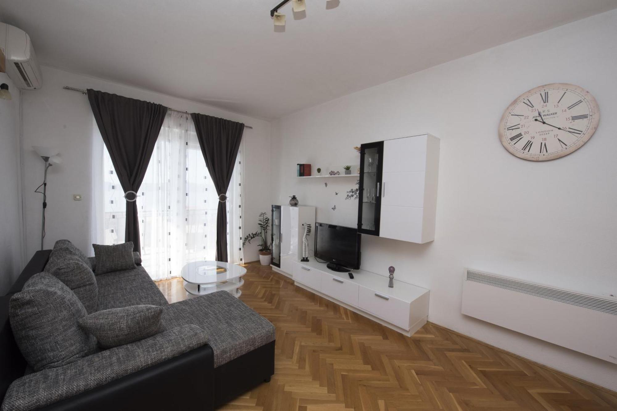 Apartments With A Parking Space Brela, Makarska - 16603 Room photo